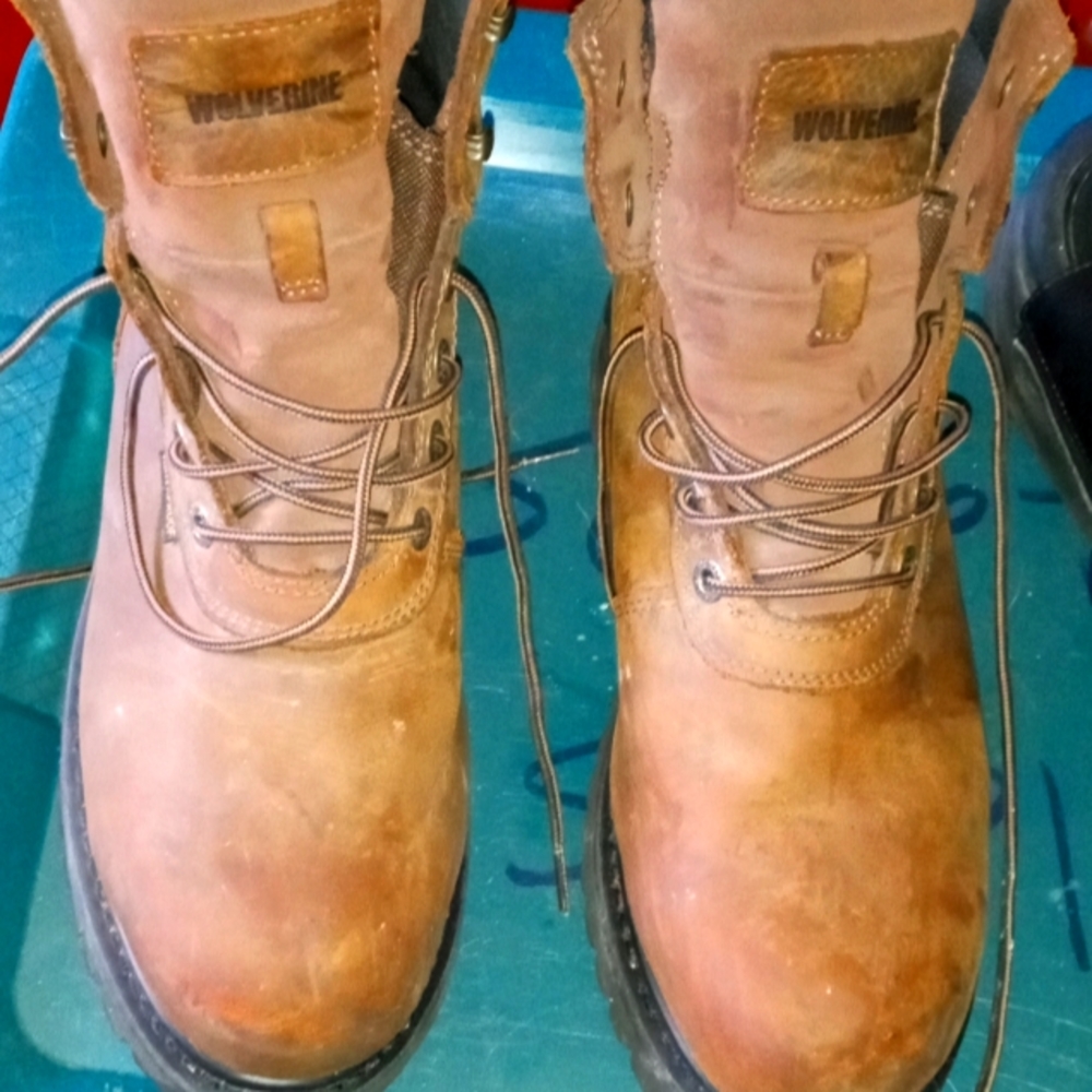 Wolverine boots size 10 and a half worn once gave $140 want $50